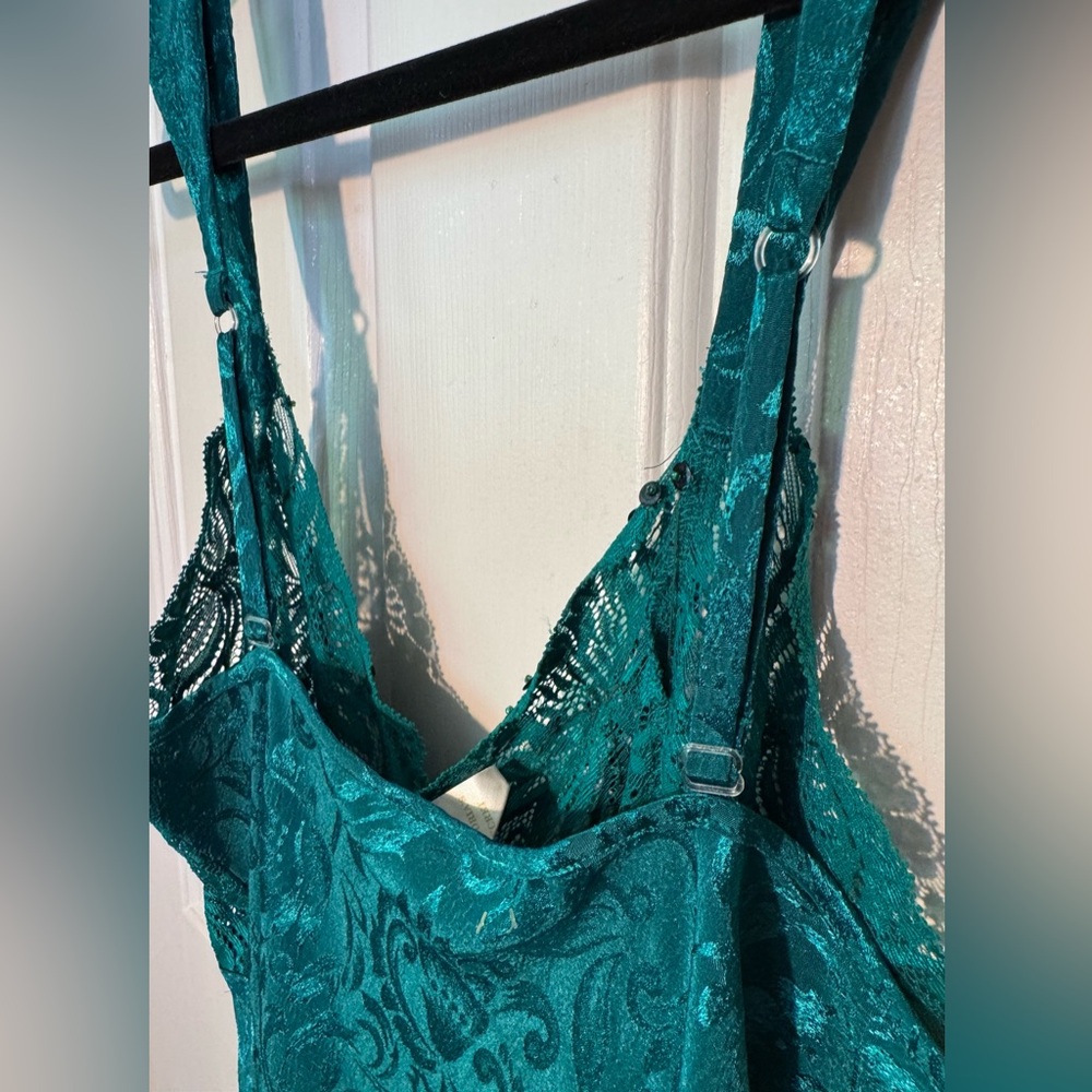 VICTORIAS SECRET Vtg Lace Sequin Gown Slip Green Dress Gold Label Womens size M - Picture 7 of 14